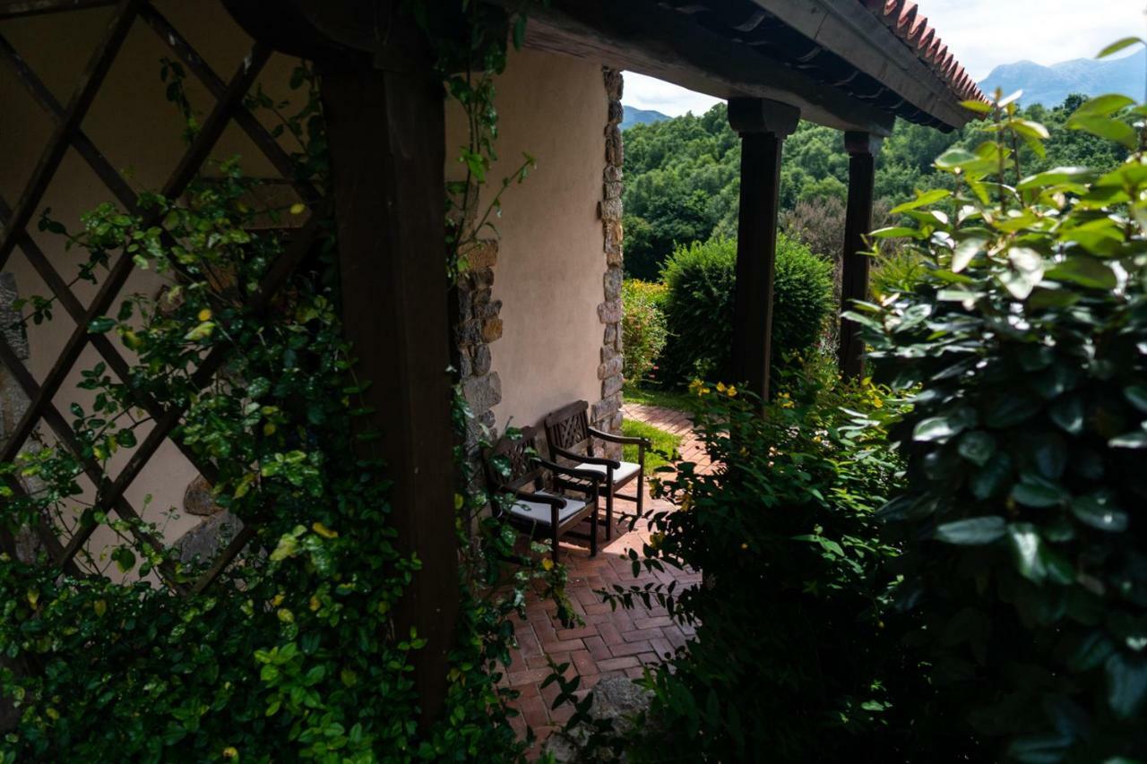 La Montana Magica Hotel Rural Vibano Exterior foto